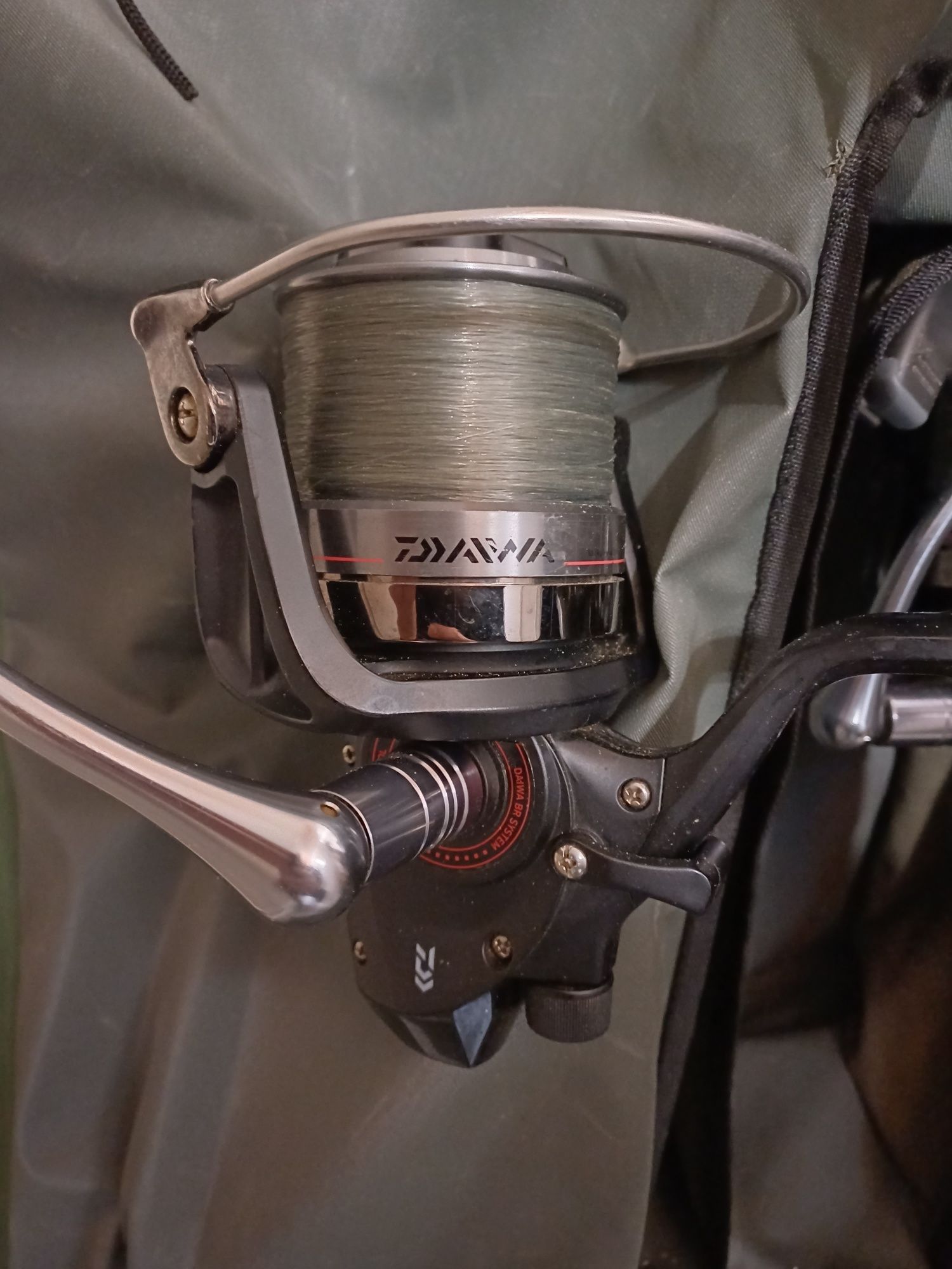 Въдици FL ultra team carp+ макари Daiwa