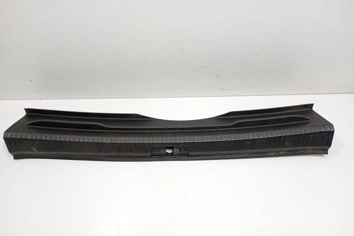 Ornament  fusta portbagaj combi 5G9863459 Volkswagen VW Golf a 7-a ge