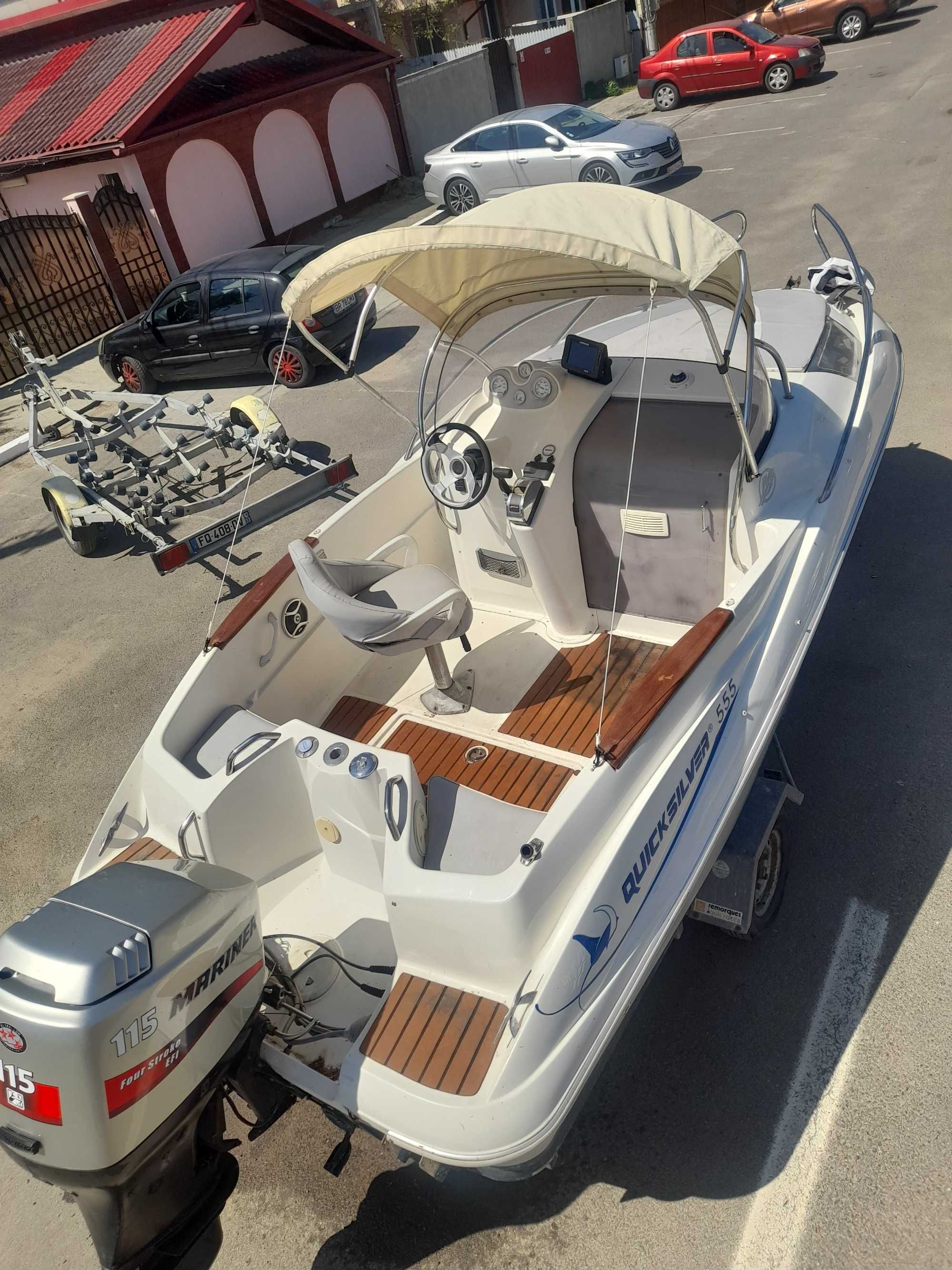 Quicksilver 555, mariner 115 cp 4t inj, peridoc inmatriculat