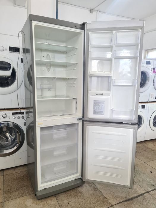 Frigider LG A++ cu Dozator