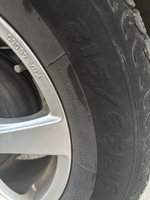205/65/16 гуми с джанти