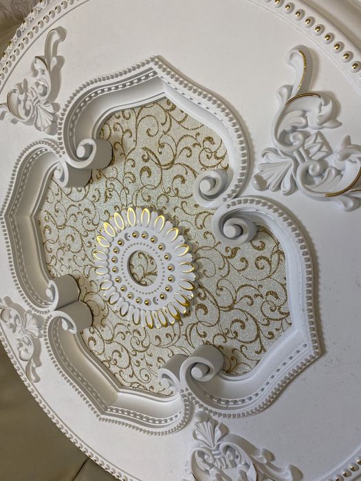 Новая розетка под люстру