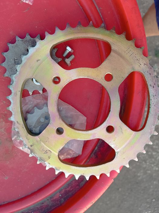 Запчасти на китайский мото