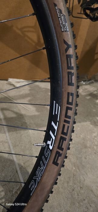 Карбонов велосuneg BMC fourstroke 01 м размер