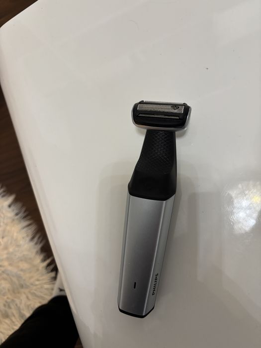 Aparat de ras Philips