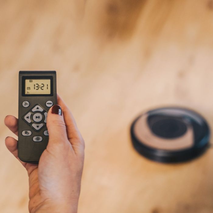 Прахосмукачка робот Taurus Homeland Gyro за сухо и мокро почистване