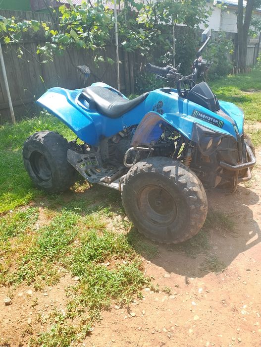 Vând atv de 125 cc 3+1