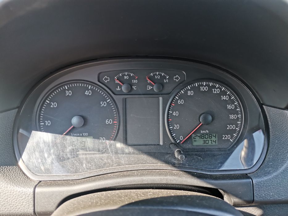 vw polo benzina ...