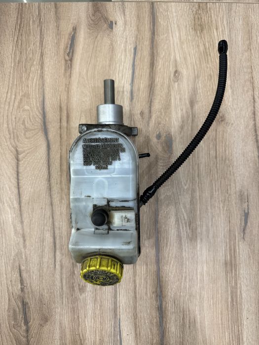 Главный тормозной цилиндр VW T5.1