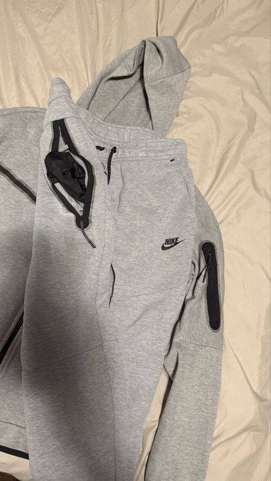 Nike мъжки колмплдкт tec