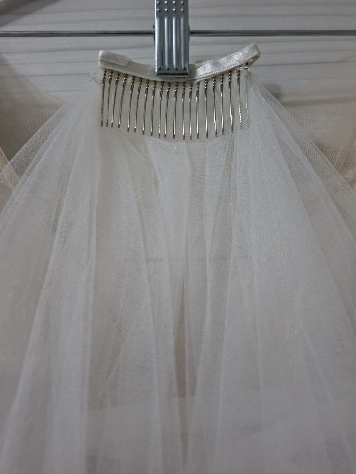 Rochie de mireasa+voal