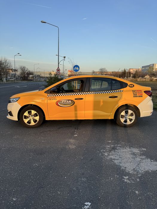 Vand/Inchiriez Taxi Logan 2021