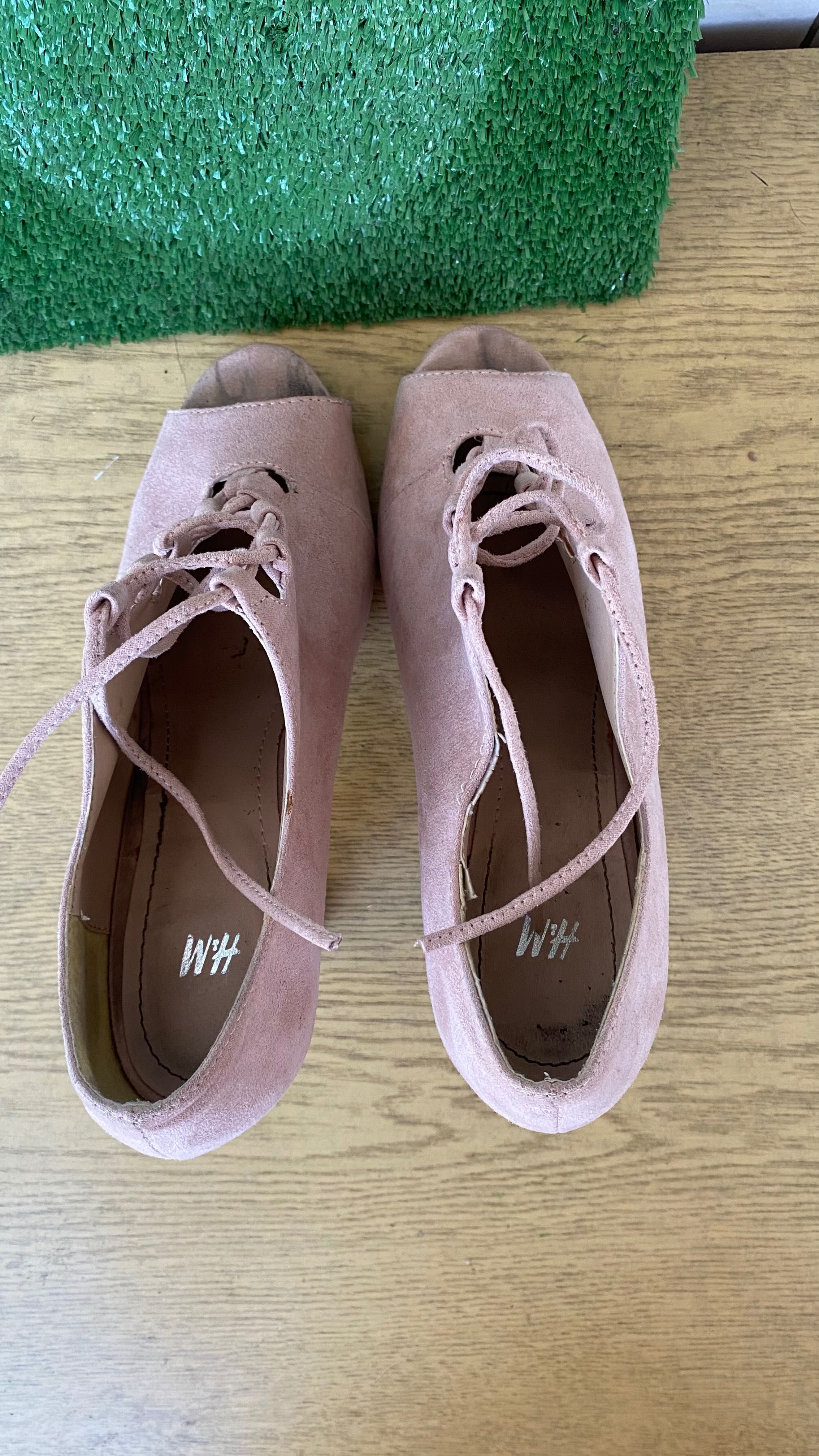 Обувки H&M розов велур 38