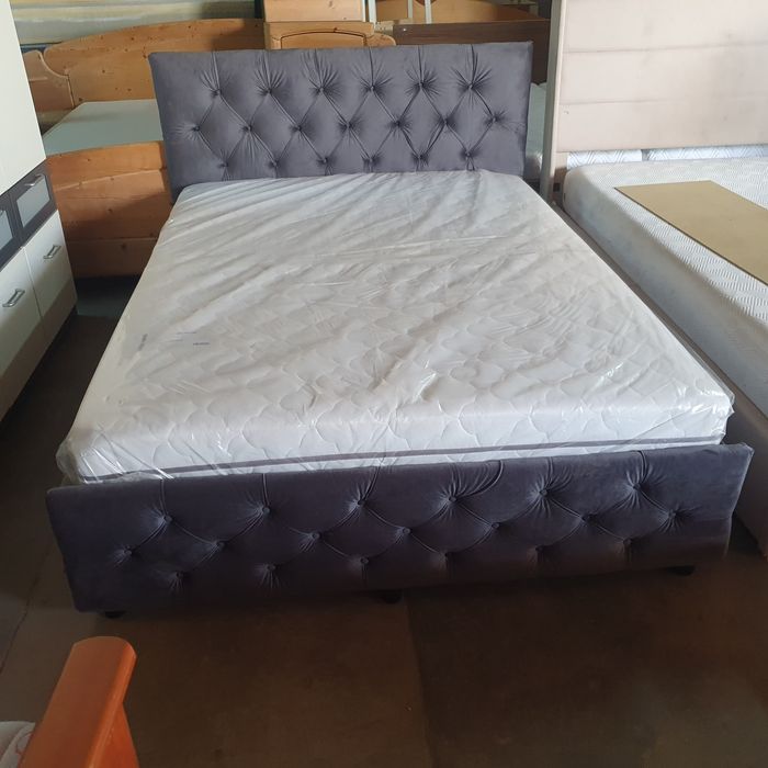 Pat dormitor tapițat 1.40m/2m+saltea NOUĂ