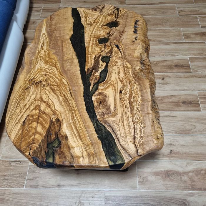 Masa din Lemn de Maslin