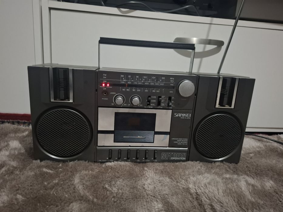 Касетофони работящи