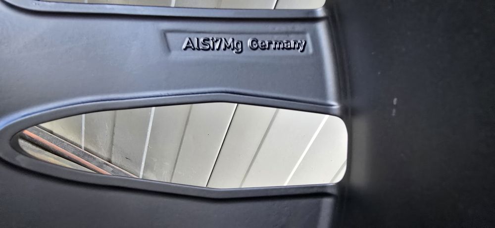 AUDI  Q7 оригинални 21 " джанти  с гуми BRIDGESTONE