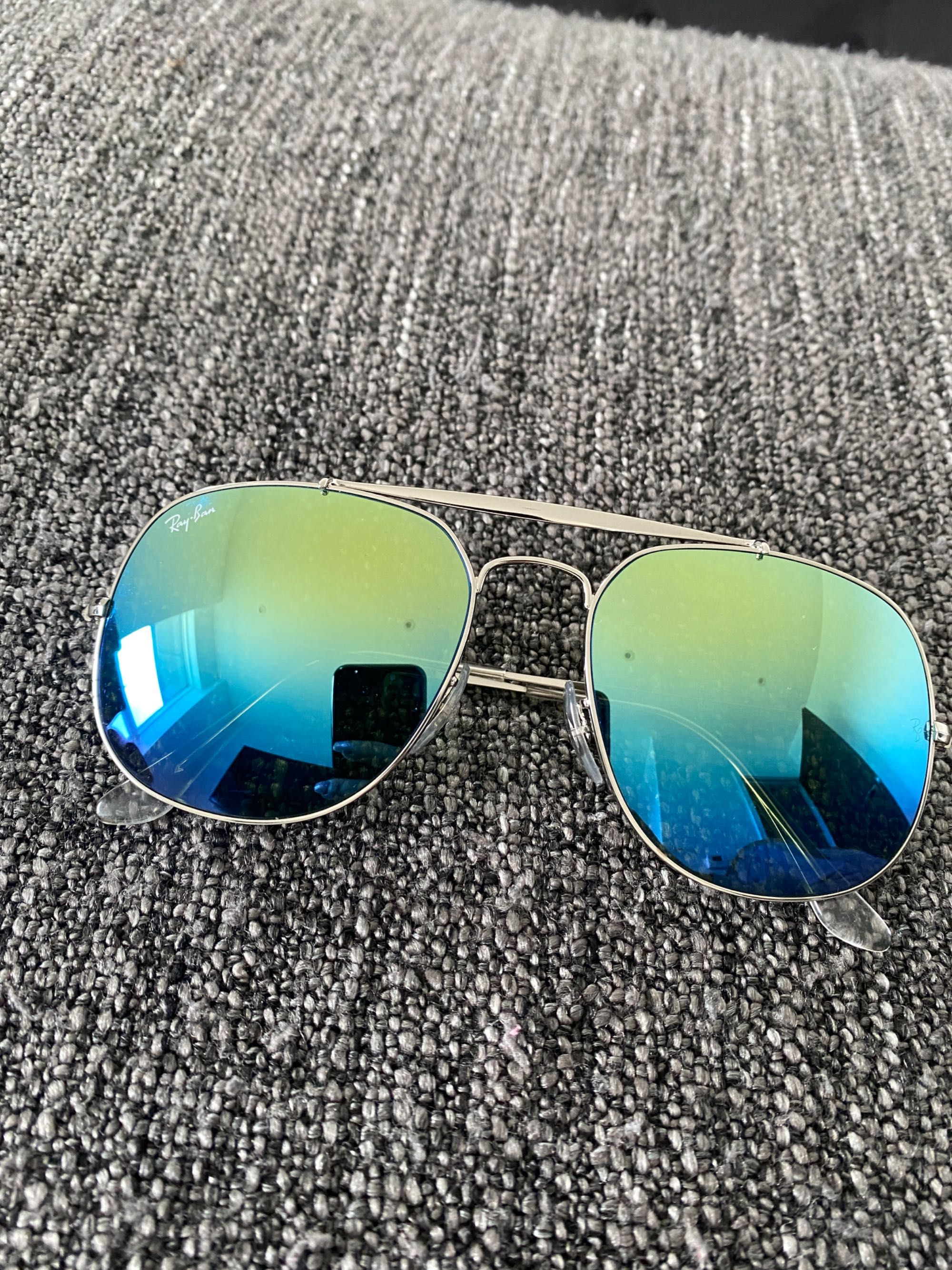 Оригинални огледални унисекс слънчеви очила Ray Ban зелено/сини