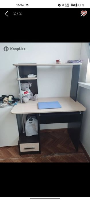 Продам компьютерный стол