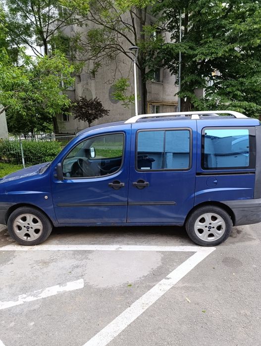 Vând Fiat Doblo an 2005