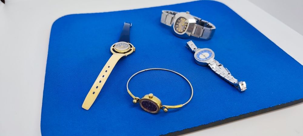 Лот дамски часовници