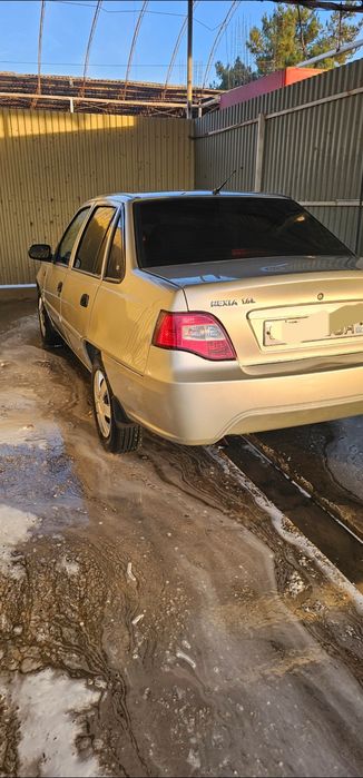 Nexia 1.8 mator pachkal moshina idial holatda