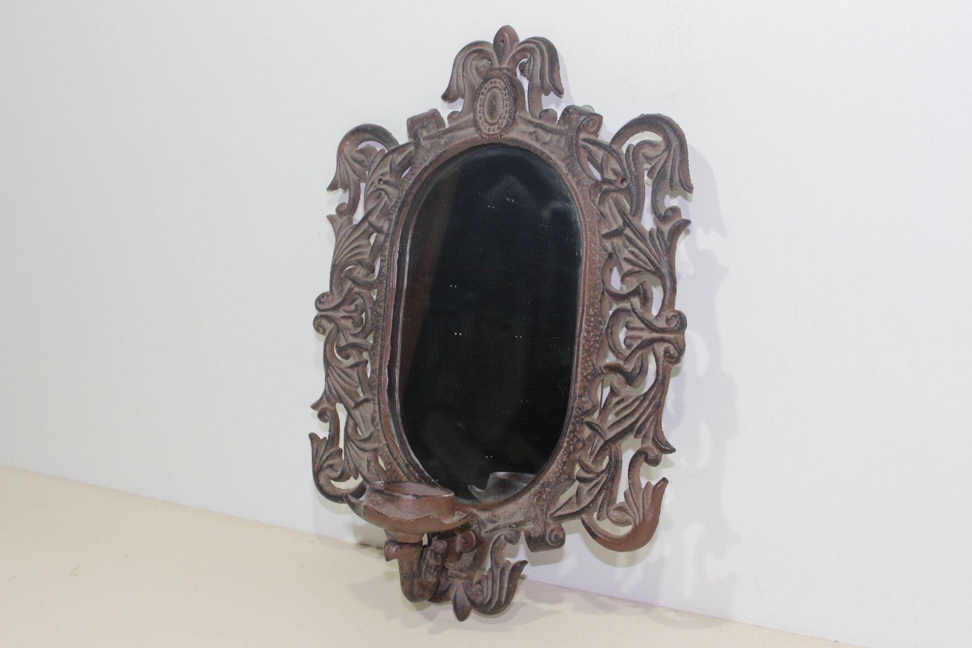 Старинно метална рамка огледало със свещник . Внос Франция
