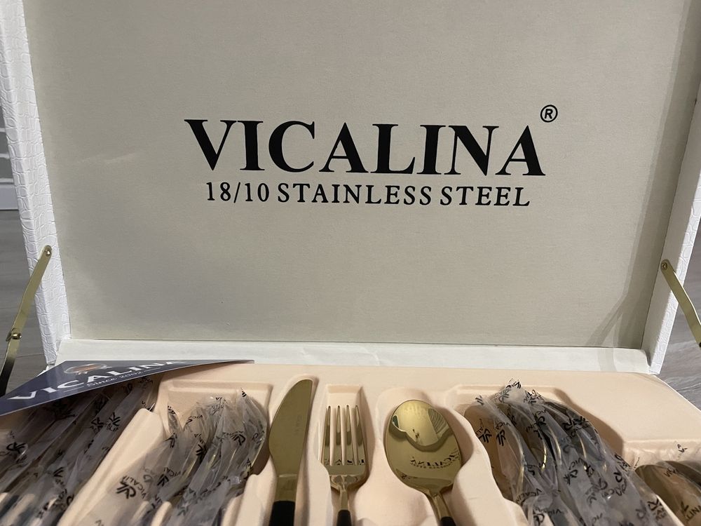Срочно продаю Vicalina набор столовых приборов