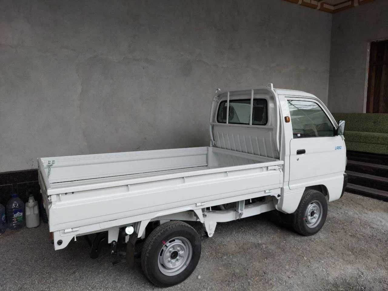 Labo Yili    2025