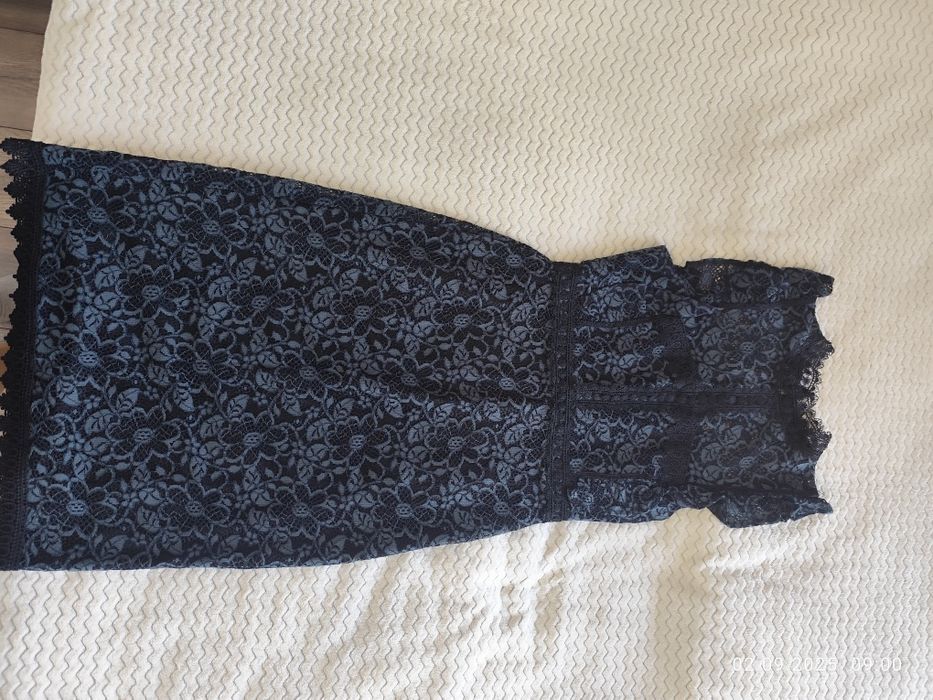 Платье Zara гипюр