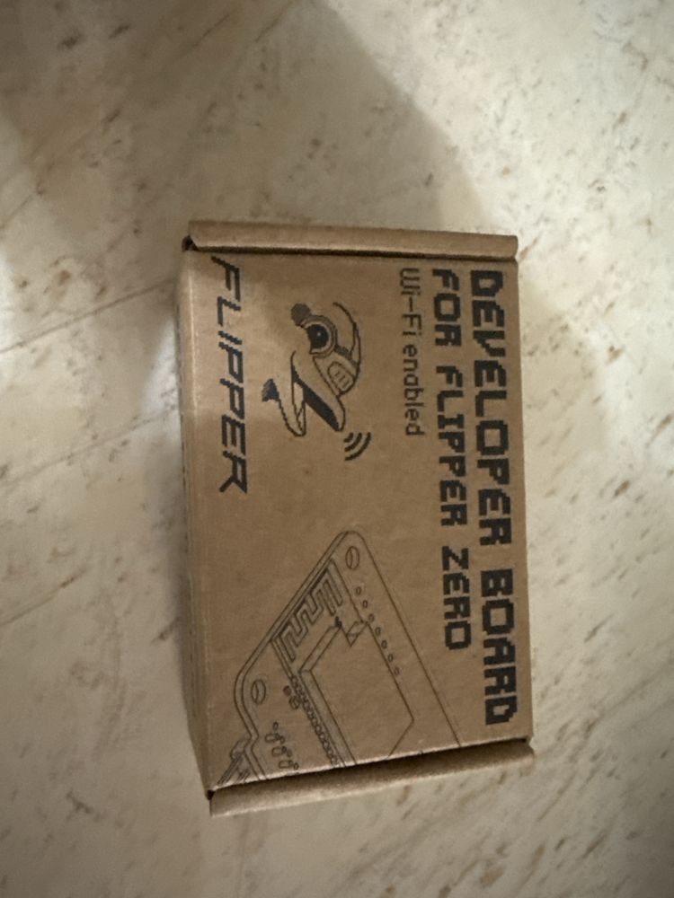 Flipper Zero cu placa WI-FI