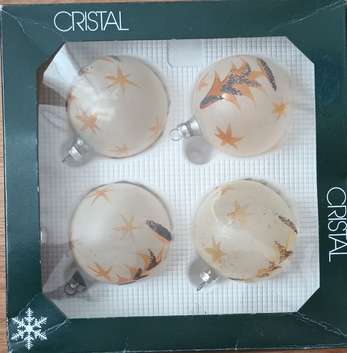 Globuri vechi din sticlă