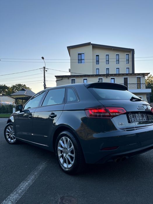 Audi A3 1.5 TSI 150cp Automat