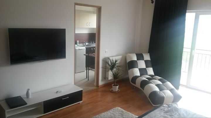 Inchiriez apartament la 5 minute de mers cu masina de Iulius Mall