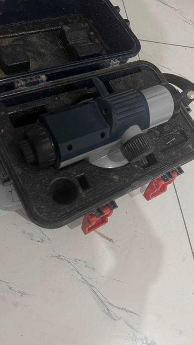 Нивелир  BOSH GOLD 26D  л 790860 (г.Астана, ул. Ш.Уалиханова д 13)