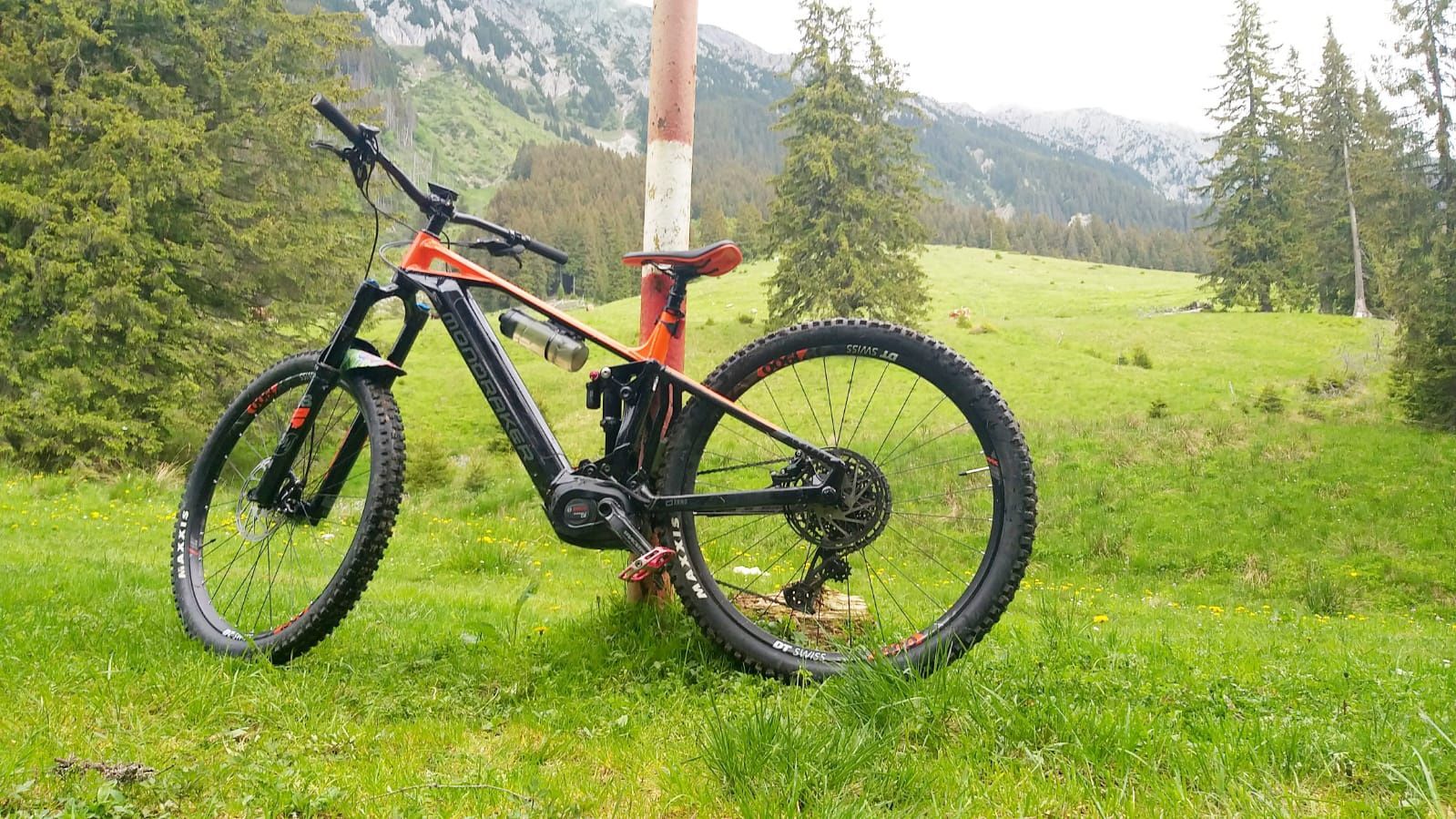 Bicicleta electrica Mondraker Crafty R 29" Negru/Portocaliu 2021