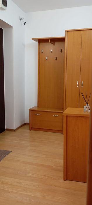 Închiriez apartament 2 camere
