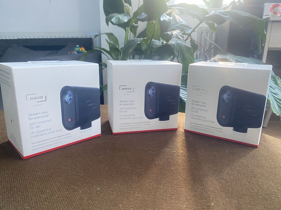 Logitech Mevo Cam