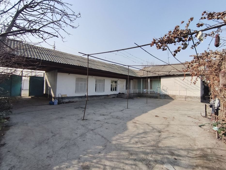 Ховли уй сотилади СРОЧНА