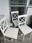 Scaune albe bucatarie