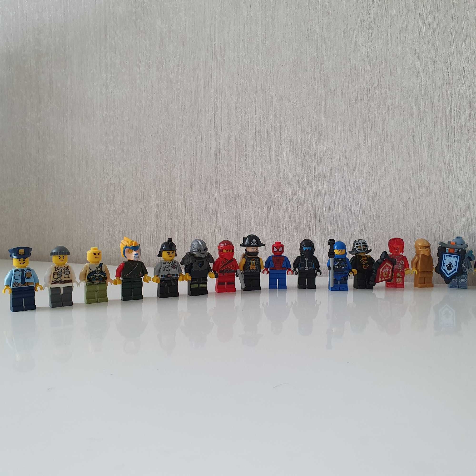 Figurine /omuleti Lego lot
