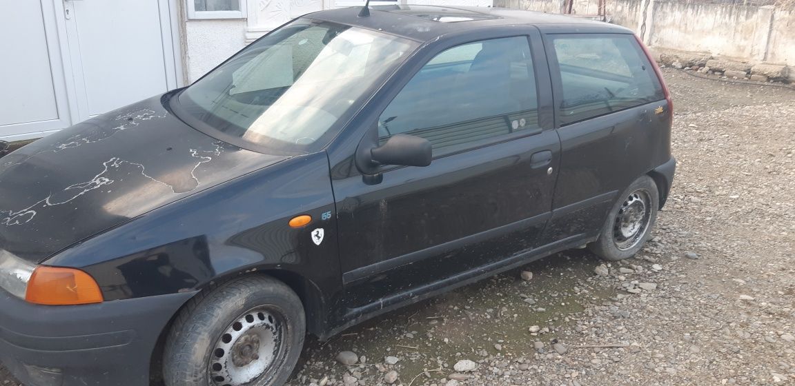 Vand fiat punto an 1999