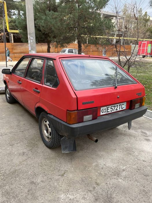 Автомобиль ваз 2109