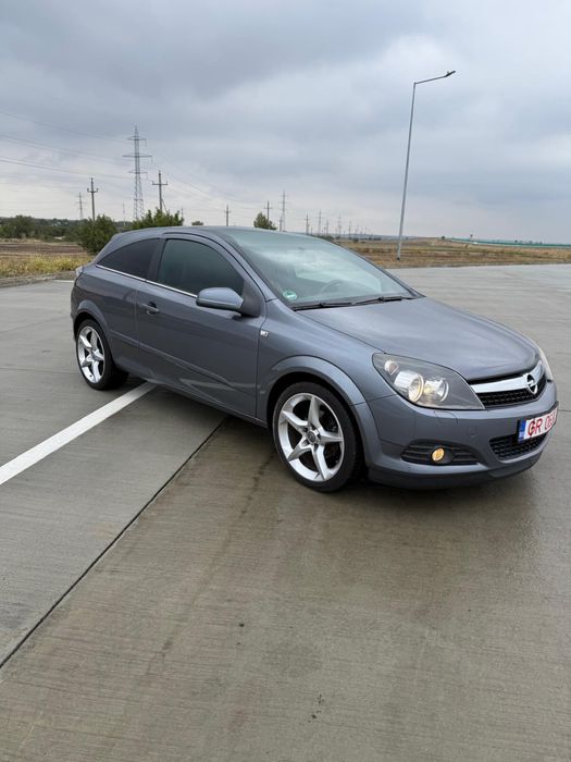 Opel astra H GTC