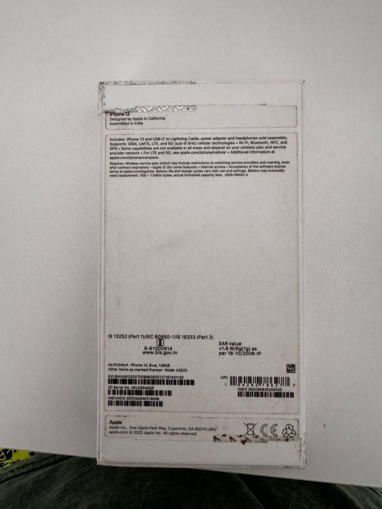 Продам Iphone 13