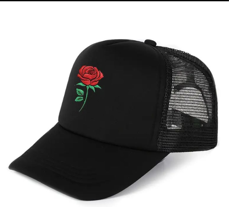 Шапки с козирка различни видове