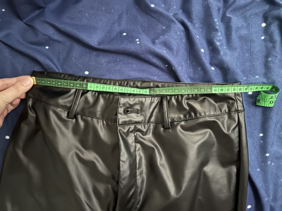 Кожен панталон С/М размер ново