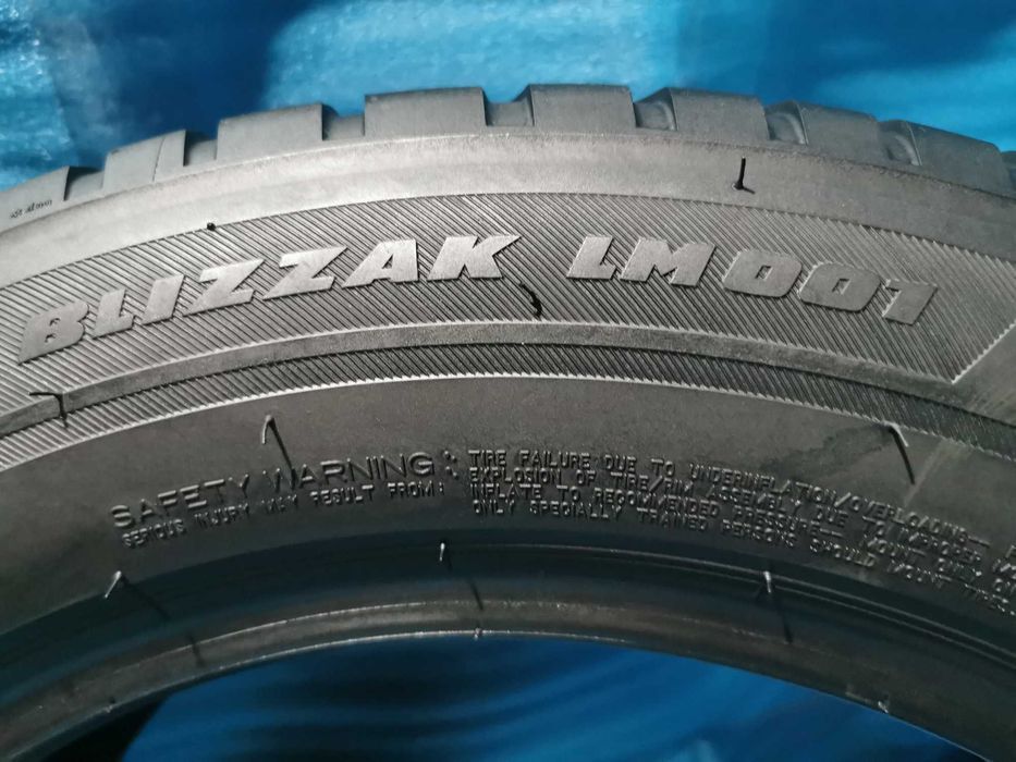 225 60 17 bridgestone m+s 2 buc