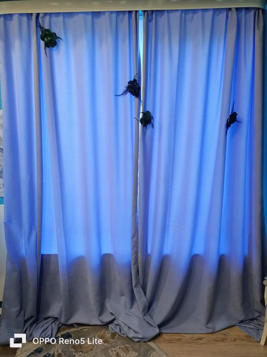 Продам новые шторы.