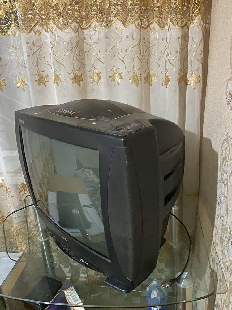 Телевизр LG